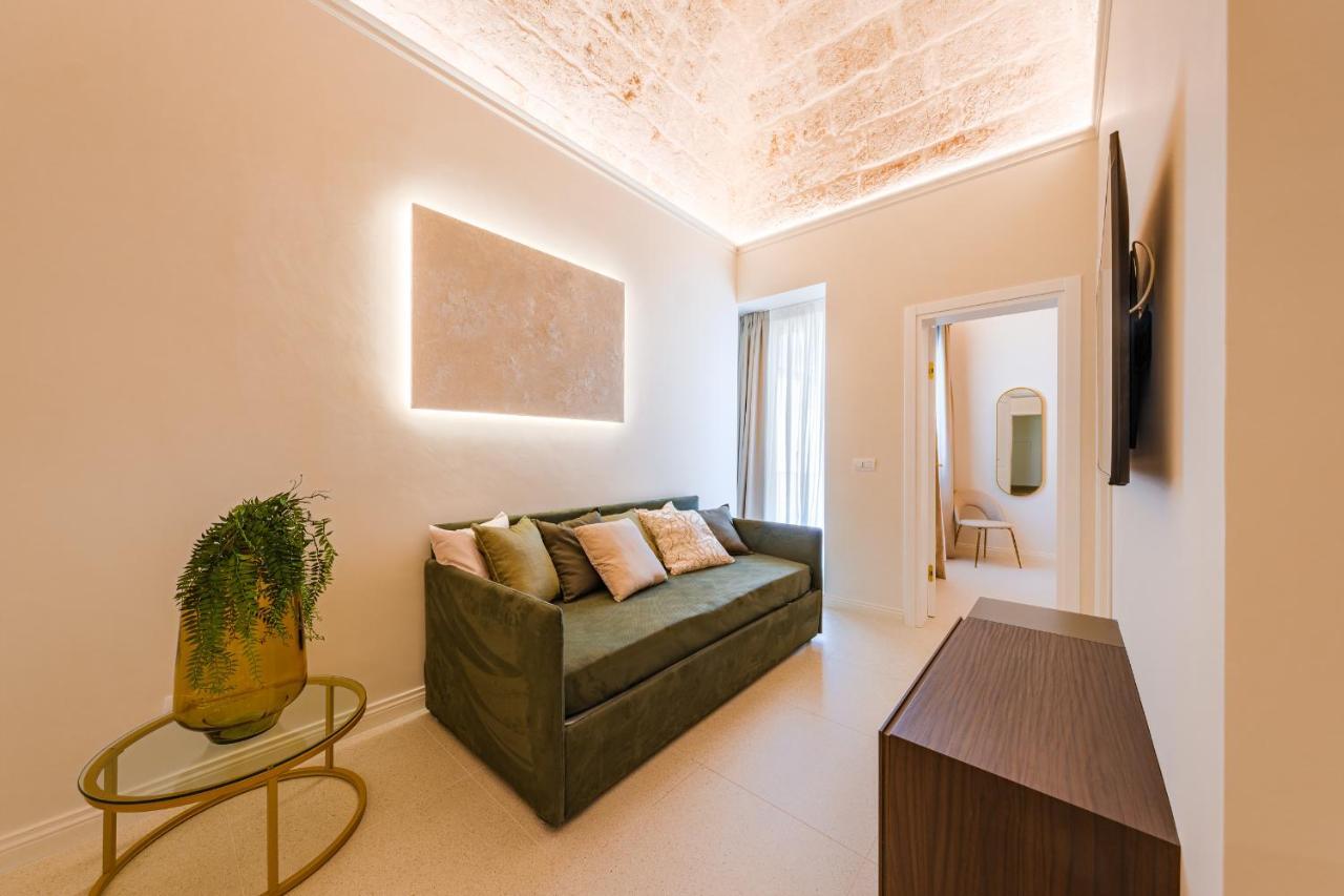 Helloapulia Charming Palazzo Clemente - Self-Catering Suites With Aircondition Monopoli Ngoại thất bức ảnh