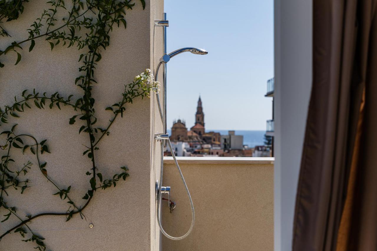 Helloapulia Charming Palazzo Clemente - Self-Catering Suites With Aircondition Monopoli Ngoại thất bức ảnh