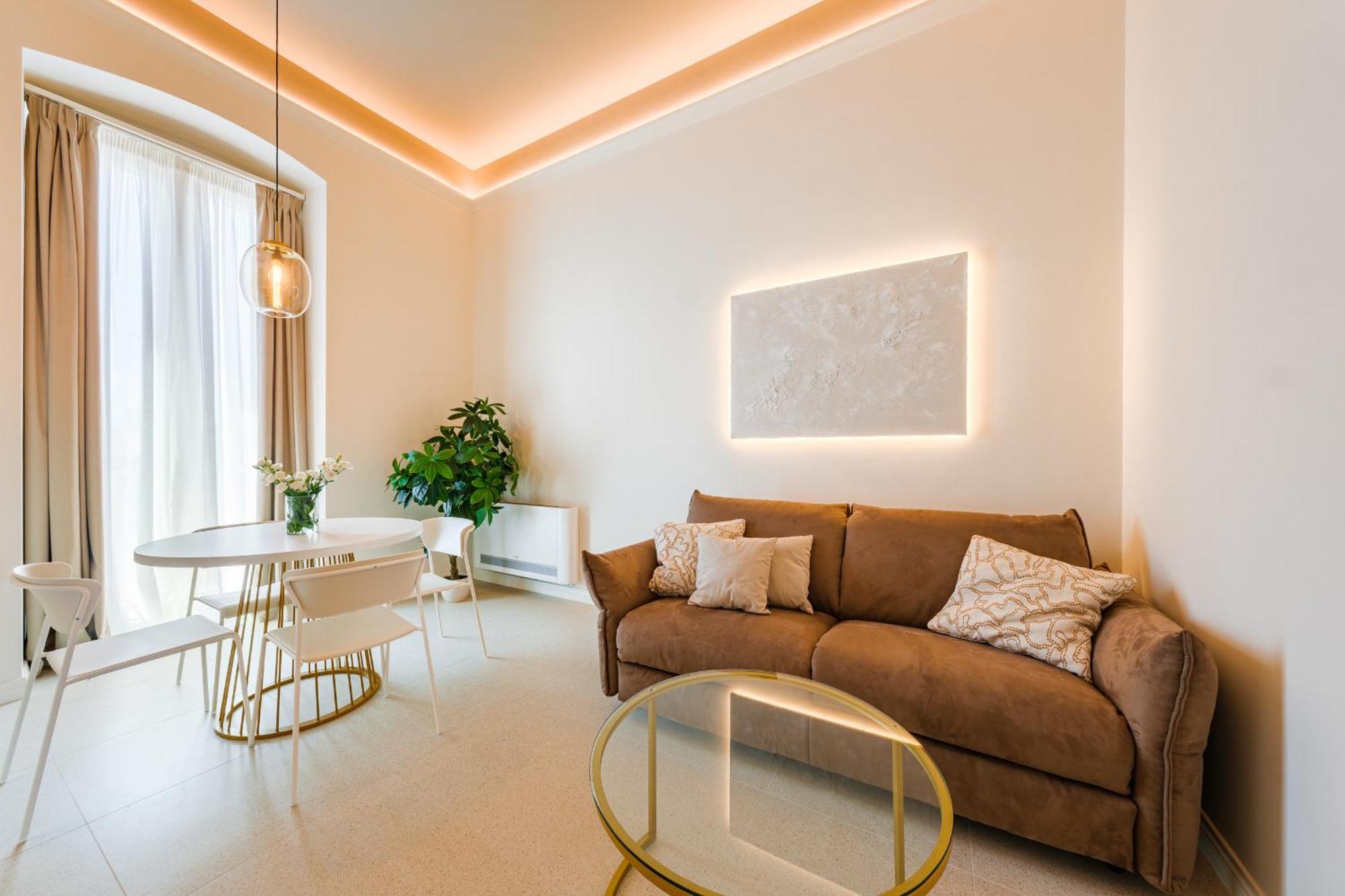 Helloapulia Charming Palazzo Clemente - Self-Catering Suites With Aircondition Monopoli Ngoại thất bức ảnh